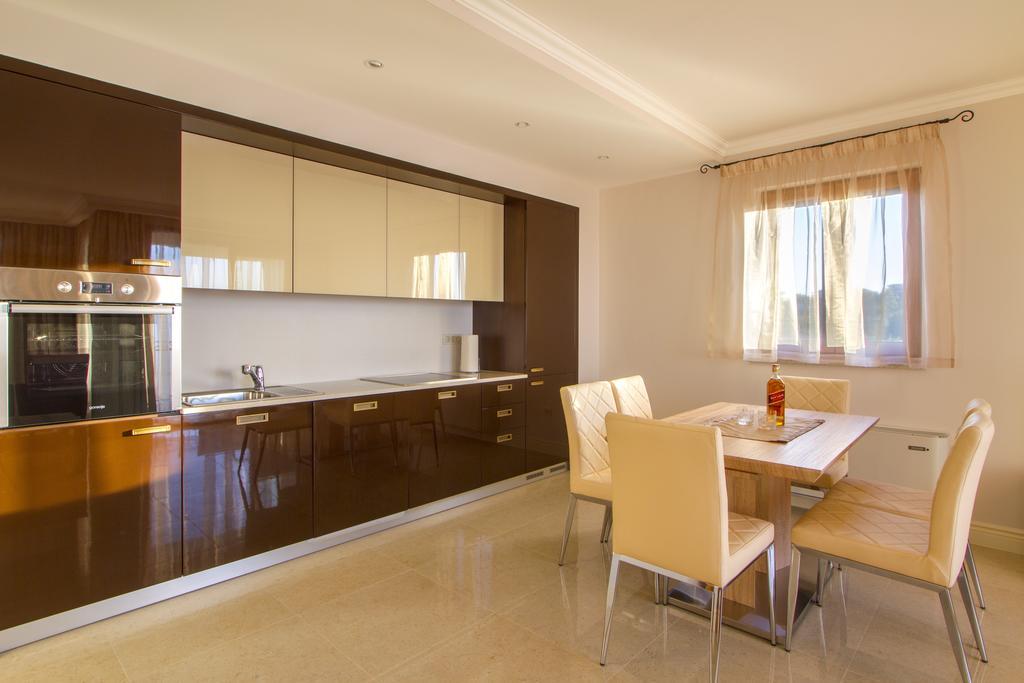 Luxury Apartments Villa Matea Malinska Rum bild