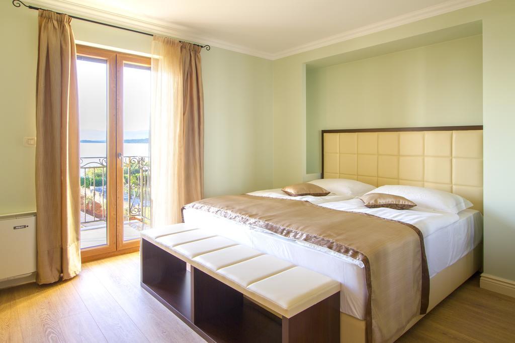 Luxury Apartments Villa Matea Malinska Rum bild
