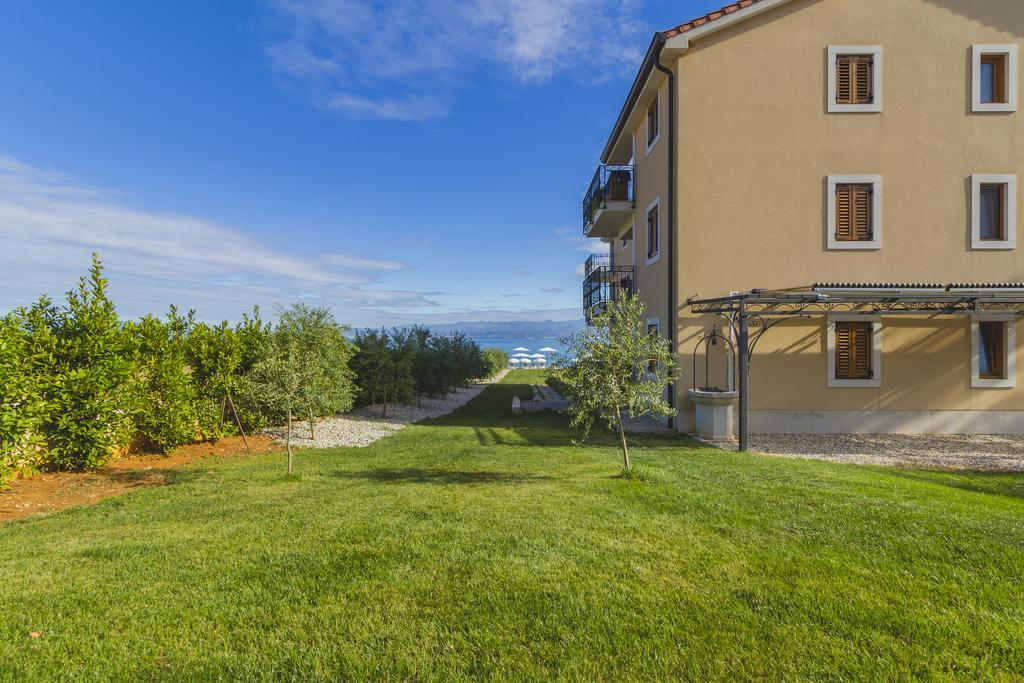 Luxury Apartments Villa Matea Malinska Exteriör bild