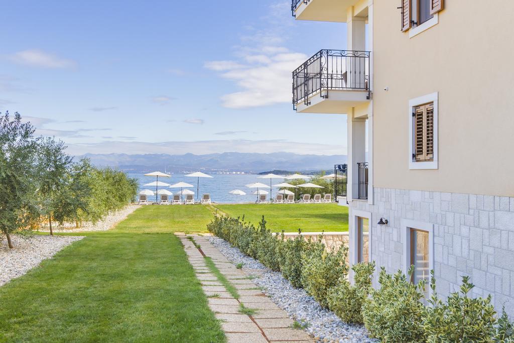Luxury Apartments Villa Matea Malinska Exteriör bild