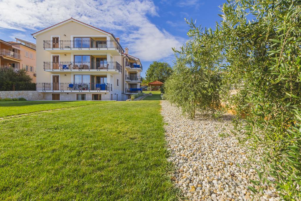Luxury Apartments Villa Matea Malinska Exteriör bild