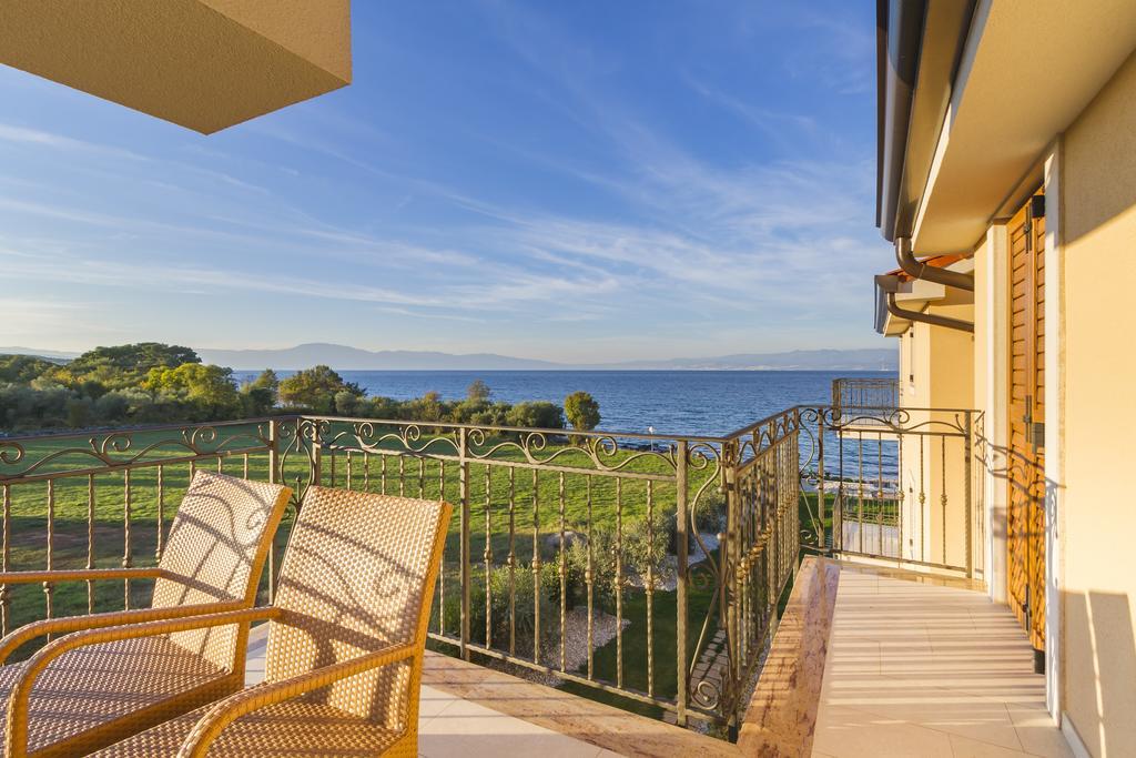 Luxury Apartments Villa Matea Malinska Exteriör bild